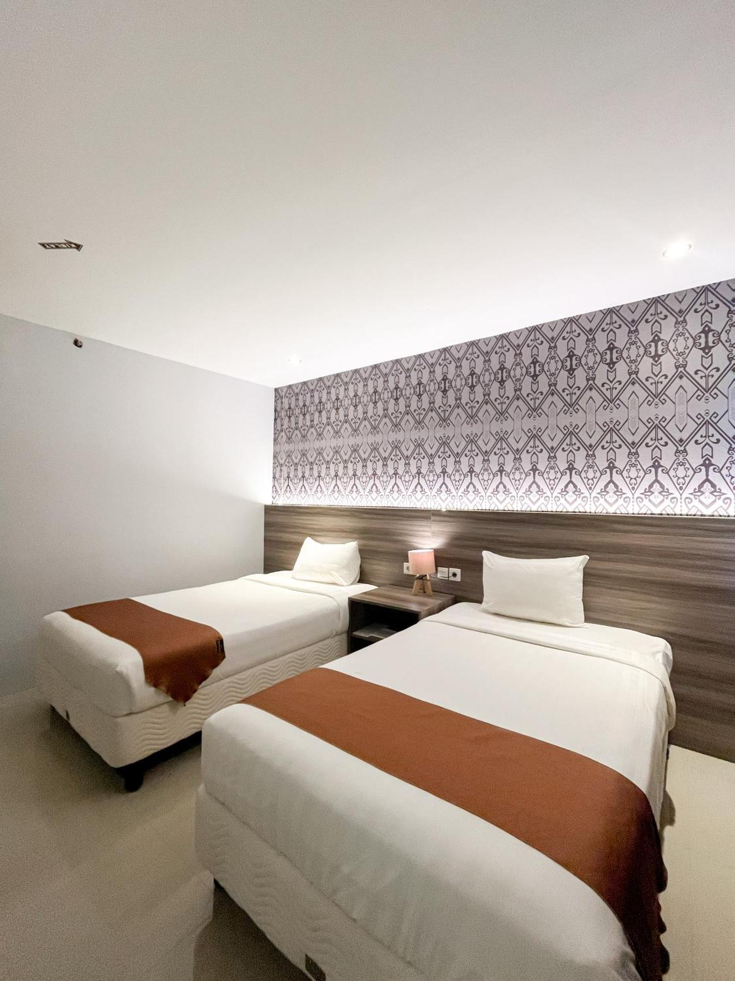 Sm Tower Hotel And Convention Berau Tanjung Redep Exterior foto